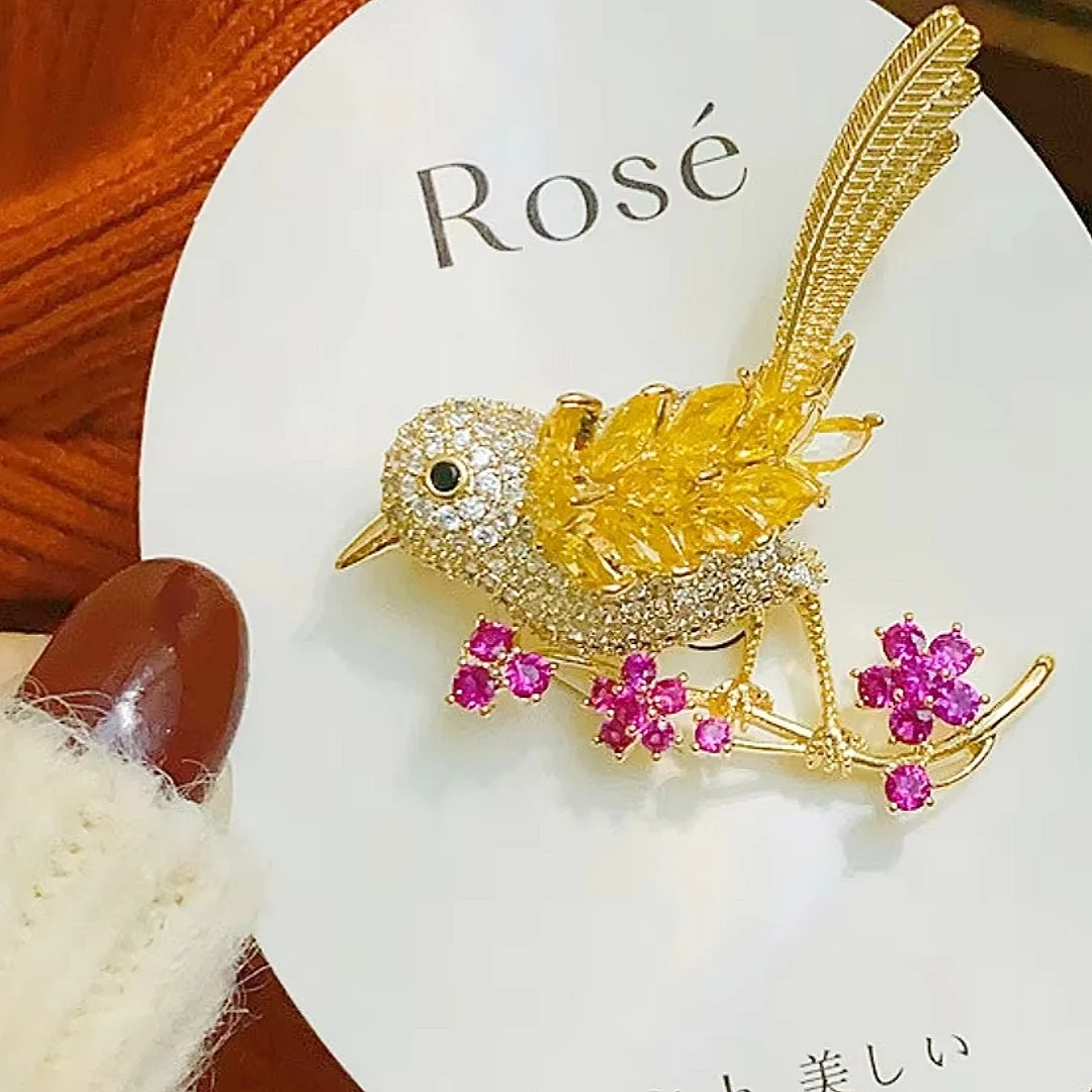 Broche de animales a la moda, 1 pieza, Urraca de Metal, joyería para hombres y mujeres, regalos de vacaciones, fiesta de boda, accesorios decorativos de lujo y2k