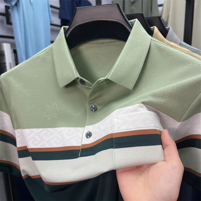 

Легкий роскошный дизайн карманов мужские короткими рукавами поло рубашка модные Цветовая гамма личность жаккарди летняя воздухопроницаемость комфорт футболка для отдыха