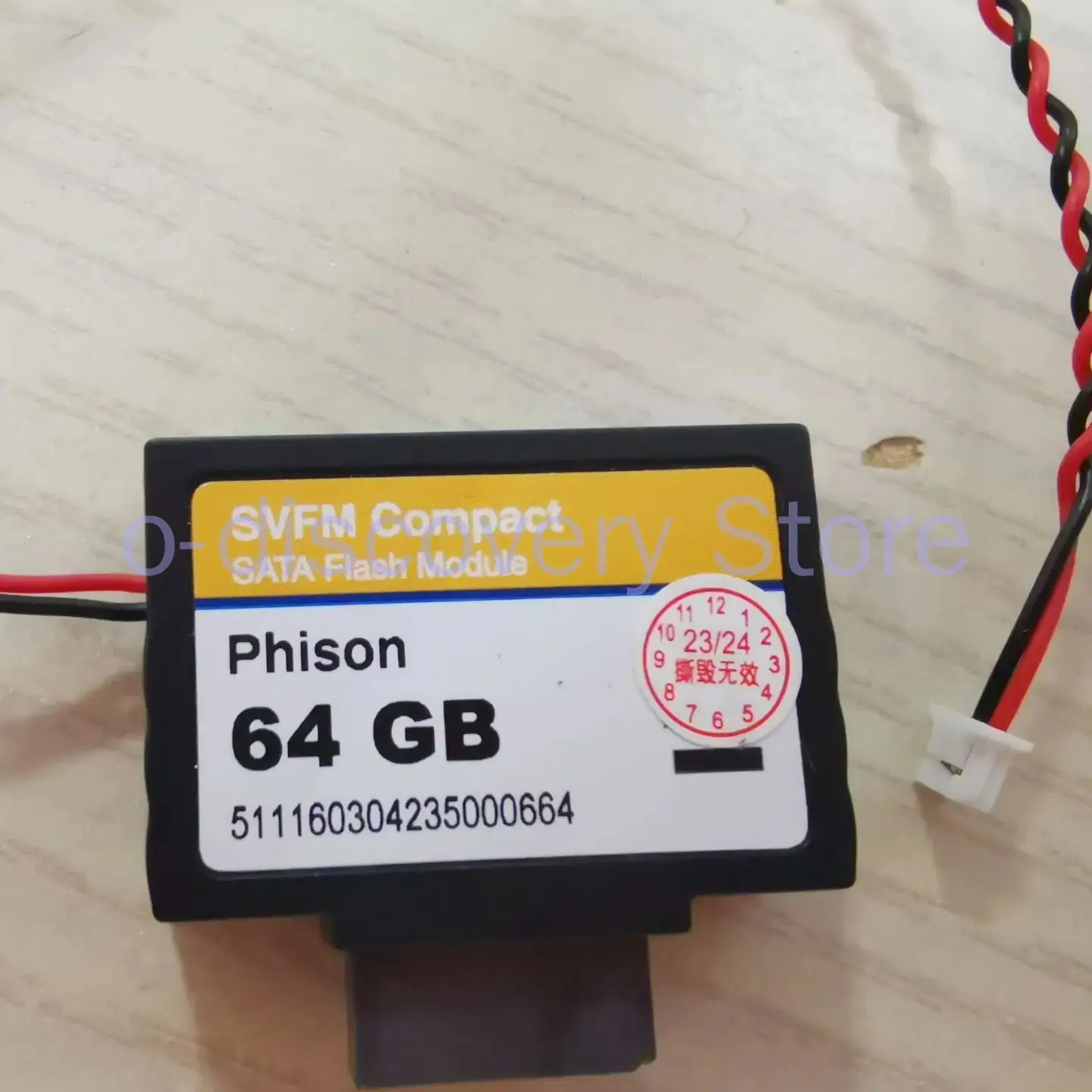 

TH58TFG9DFKBA8K Solid State64G SVFM SATA Flash Phison Satadom