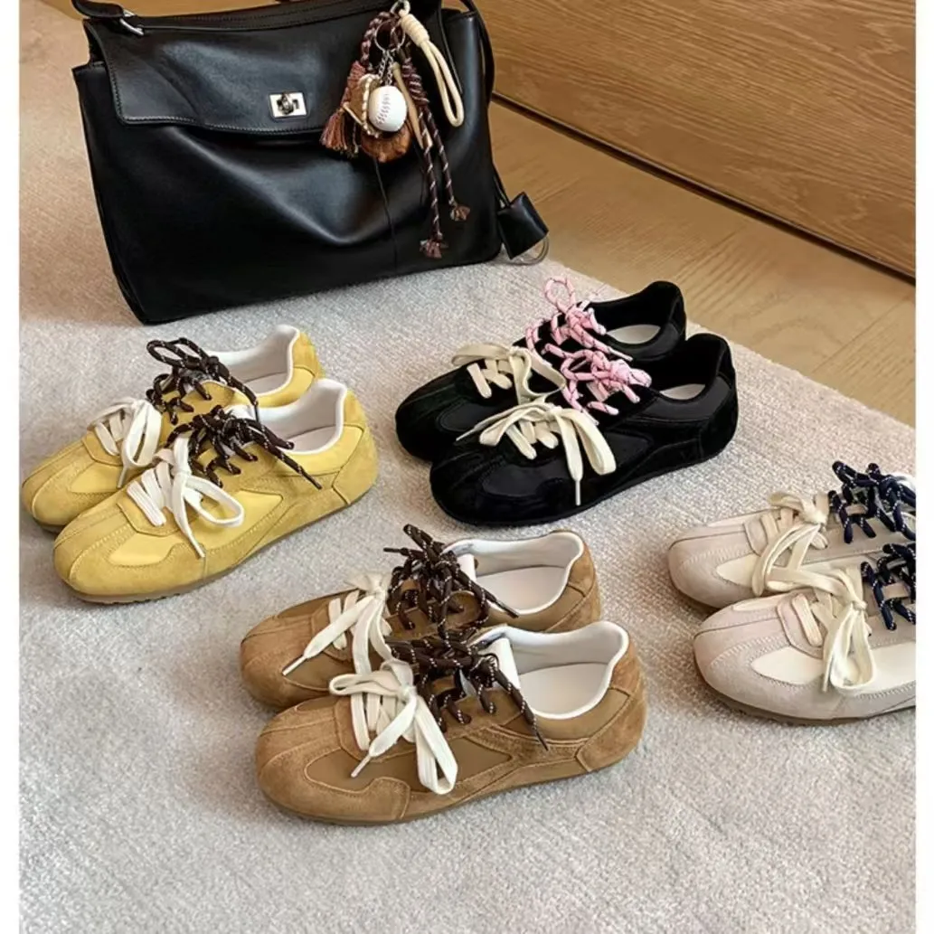 

New Shoes for Women Casual Sport Shoes Girl Fashion Flat Skateboard Shoes Lace-up Sneaker