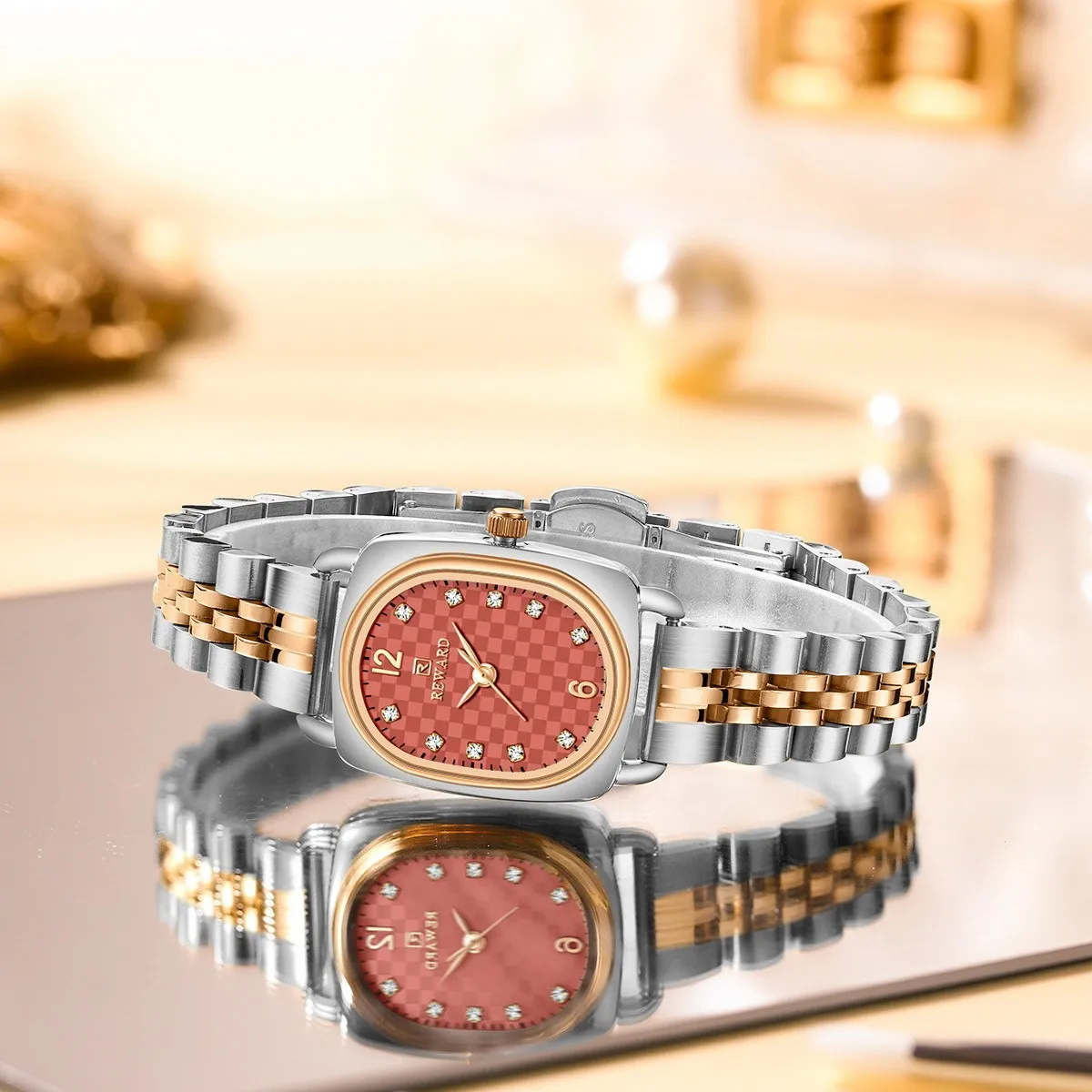 럭셔리 스퀘어 절묘한 인터넷 연예인 숙녀 시계 여자 친구 생일 선물을위한 방수 석영 시계 시계