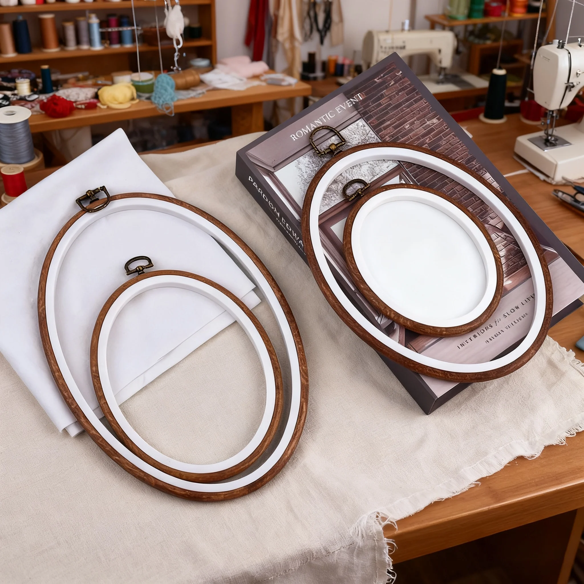 Strumento per cucire Cerchi da ricamo in legno imitazione ovale rotondo Set di cornici Anelli a cerchio da ricamo in plastica per punto croce fai da te