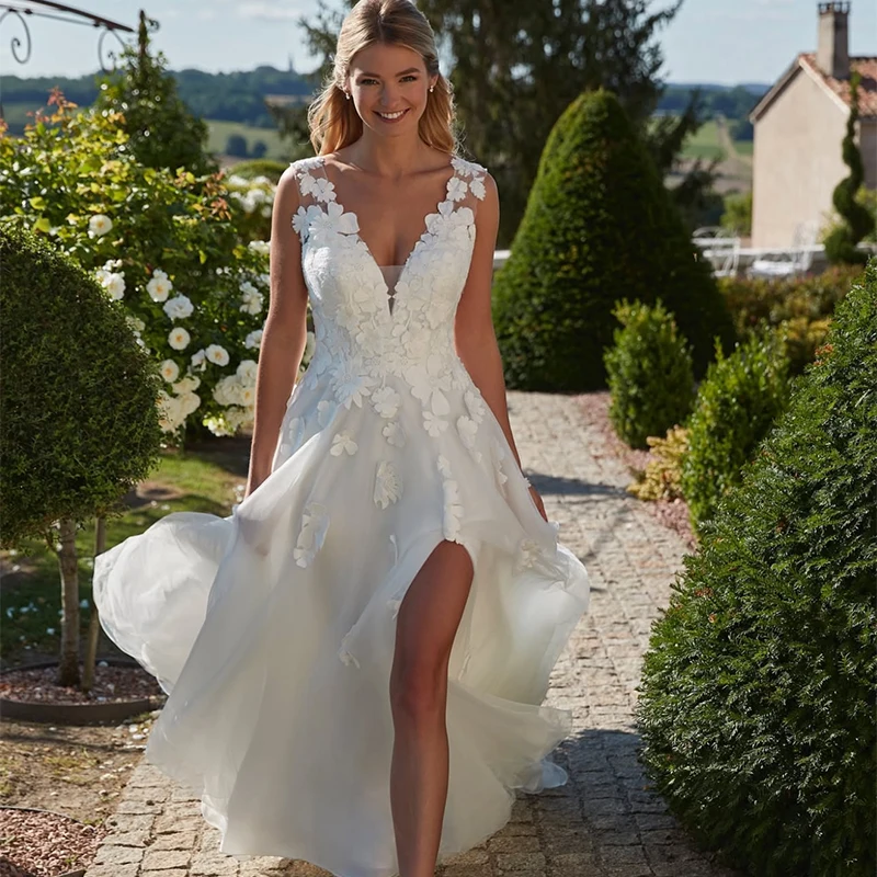 

Простое свадебное платье из органзы с вышивкой и разрезом, бальное платье трапециевидной формы без рукавов с v-образным вырезом, индивидуальный халат на пуговицах для невесты De Mariee