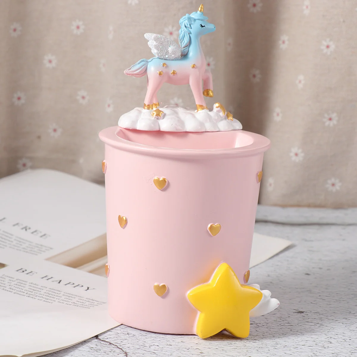 

Resin Pen Holder Cartoon Creative Desktop Pencil Holder Scratch Resistant Stationery Organizer