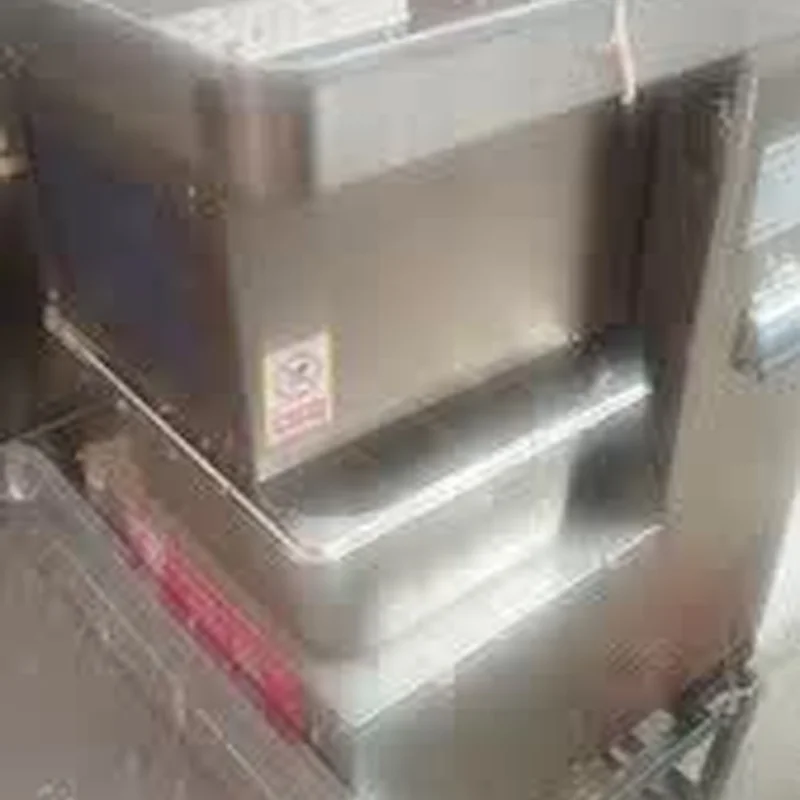 

Профессиональная промышленная автоматическая машина для нарезки свежего мяса для больших хот-потов с конвейером