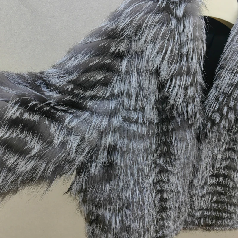 Damenmantel aus 100 % echtem Fuchspelz, gestreifter Fuchspelzmantel, Reverskragen, Echtledermantel, Jacke aus natürlichem, neuem Fuchspelz – Detail 6