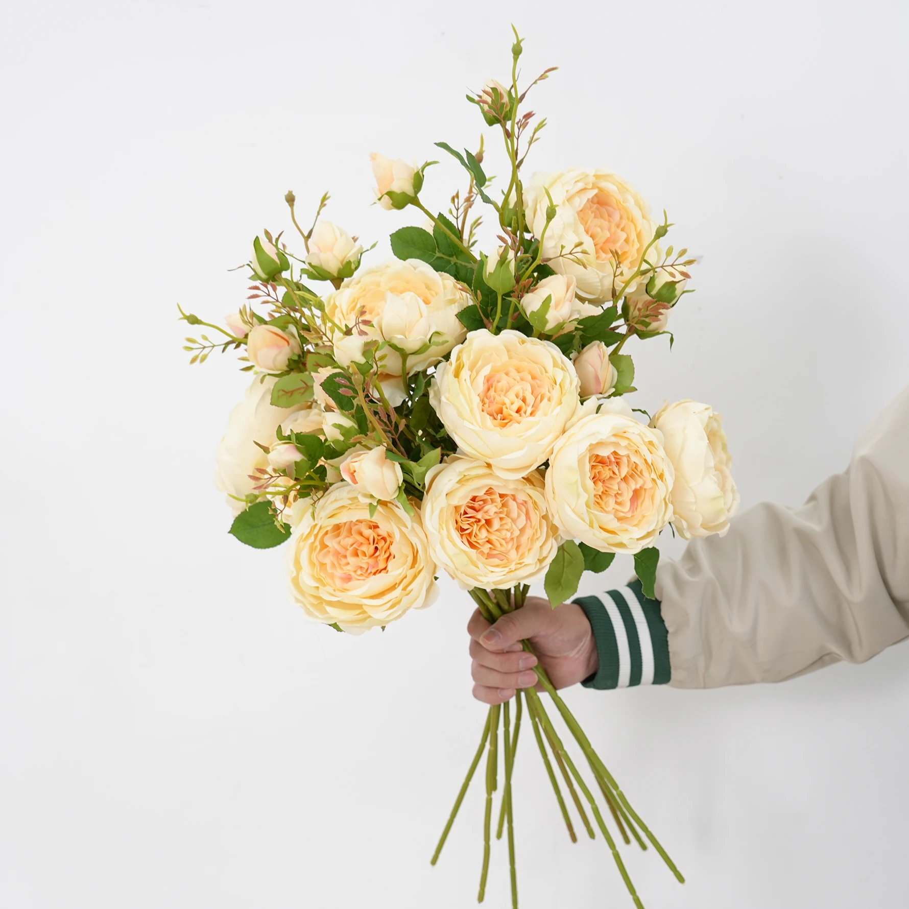 H2024 البرتقال الشمبانيا الحرير الاصطناعي الورد الفاوانيا زهرة باقة اليد ديكور المنزل ترتيب الزفاف المواد DIY بها بنفسك اكسسوارات #5