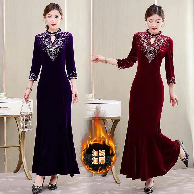 

2024 Autumn/Winter New Custom-drilled Gold Velvet With Velvet Thickening Improve The Texture Cheongsam Mother Skirt Banquet Host