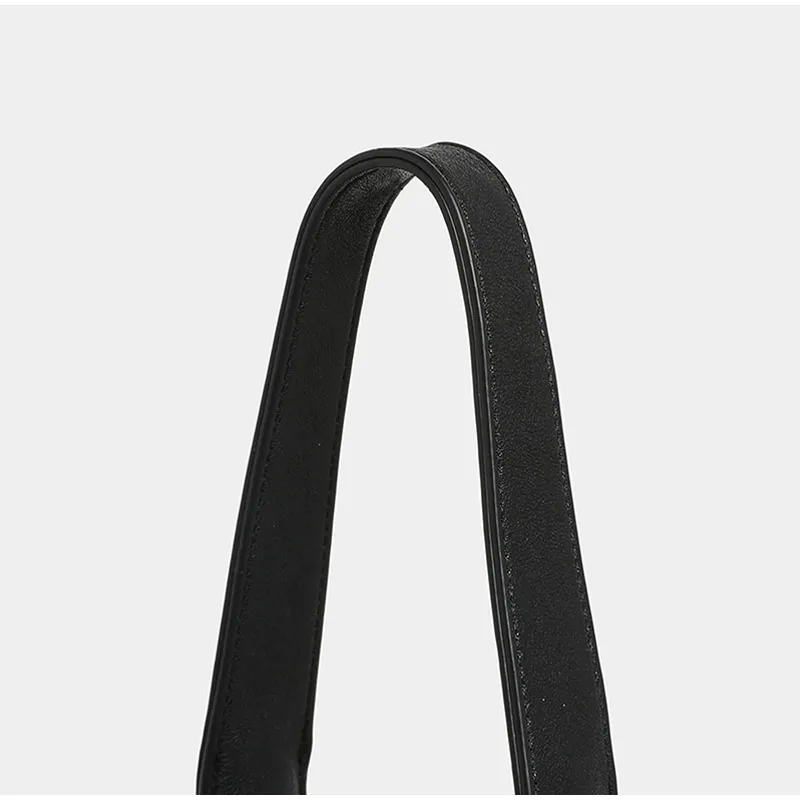 Hohle Metall-Nieten-Unterarm-Schultertasche, Punk-Edgy-Korn-Nieten-Damenhandtasche, Weiche PU-Vintage-Motorrad-Stil-Alltagstasche – Detail 3