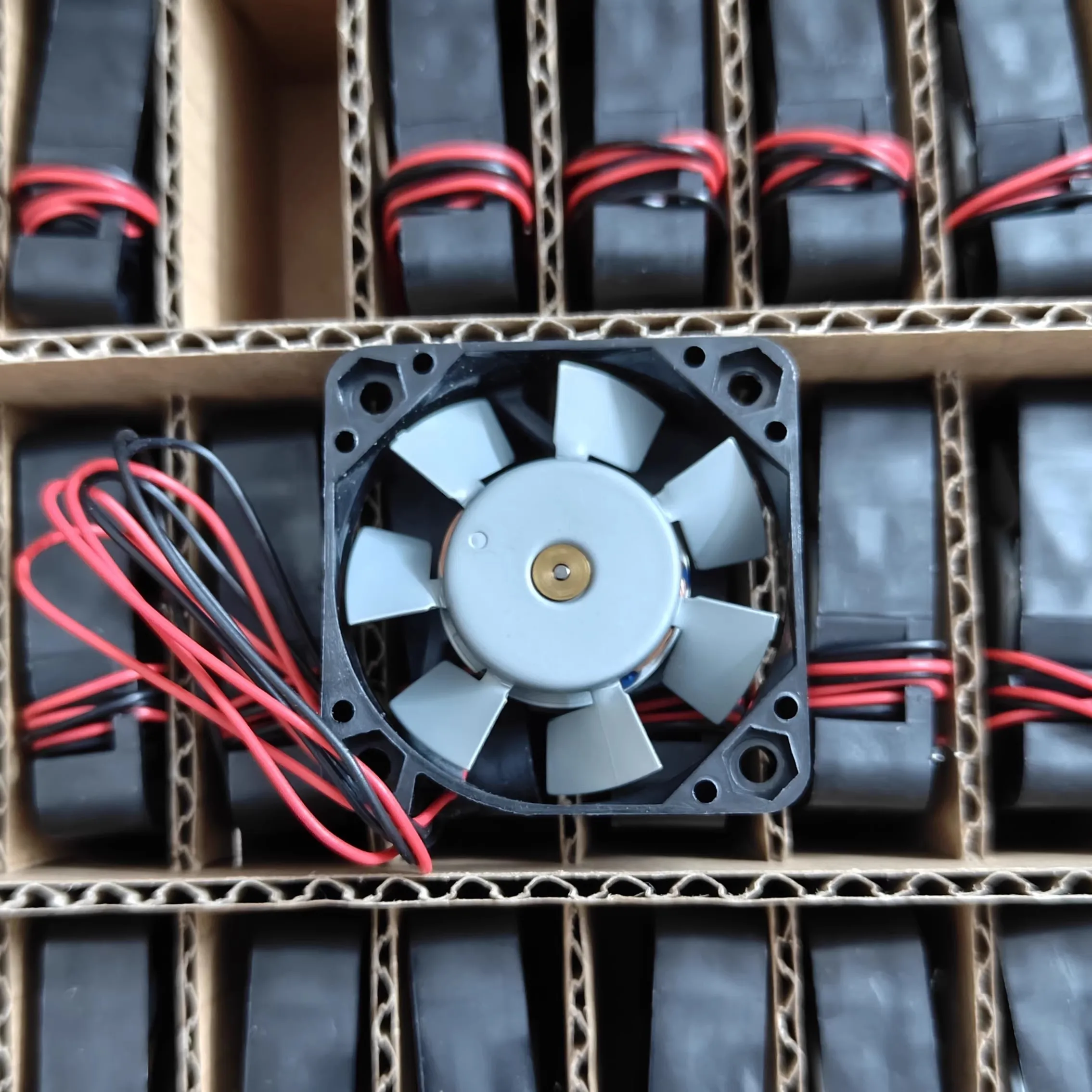 Free shipping, brand new F4010GB-UCV 24V 0.17A metal fan blade high-temperature resistant cooling fan