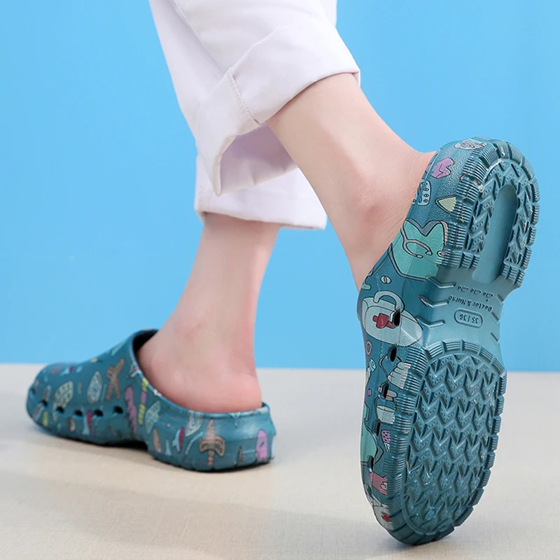 ICU Print Scrub Shoes para homens e mulheres, Enfermagem Médica Tamancos para Médico Enfermeiro, Trabalho Hospitalar EVA, Anti Slip Garden Strap,