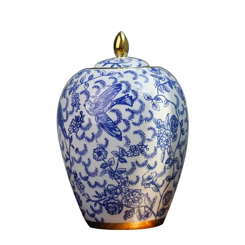 Light Luxury Chinese Blue and White with Lid Ceramic Vase Phnom Penh Decorative Jar Sealed Crafts Modern Home Decor