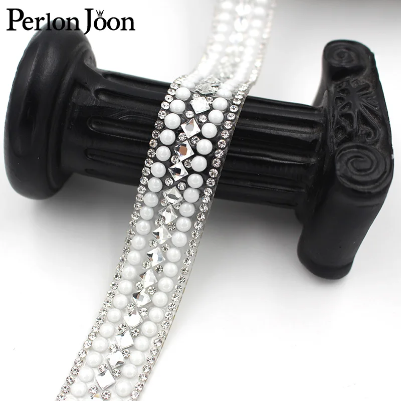 1 Yard Rhinestone White Pearl Hot Fix Tape Ribbon Glass Crystal Rhinestone Decoration Iron Trim Clothing Accessories TR020