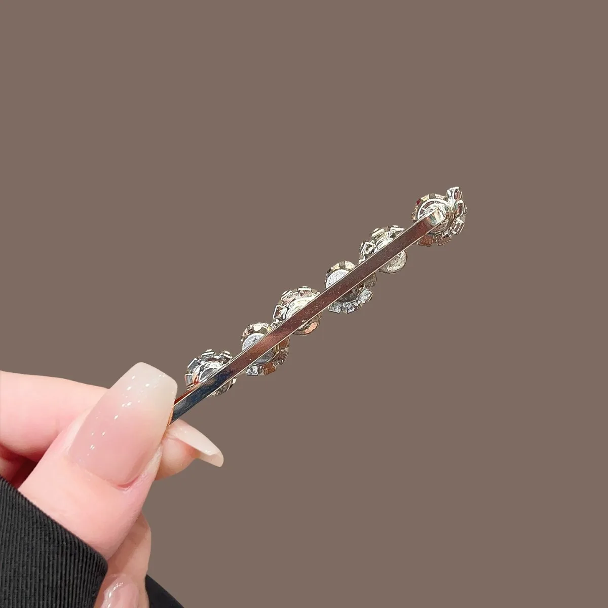 2 stücke Funkelnde Strass Lange Haar Clip Vintage Prominente Stil Frisur Verschönern Hochzeit High-end-Party Temperament Artikel – Detail 4