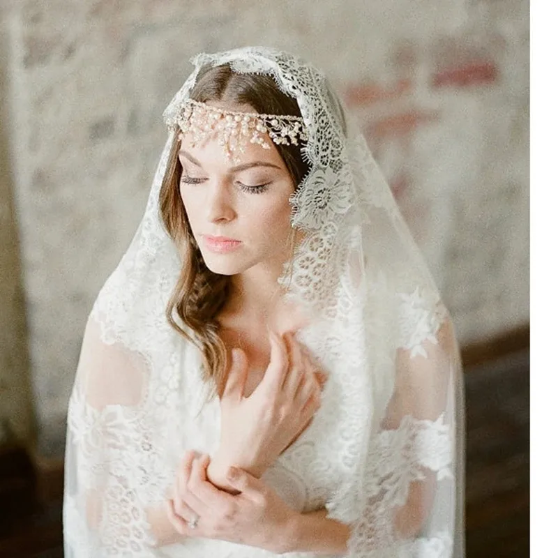 Wit Ivoor Voile Mariage Vingertop Lengte Een Layer Wedding Bridal Veils Cut Edge Met Kam Bruiloft Accessoires Veu De Noiva