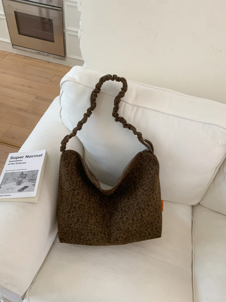 Spring Summer Fashion Tote Bag Women's Drawstring Pleated Shoulder Strap Leopard Print Crossbody Bag Trendy Underarm Bag