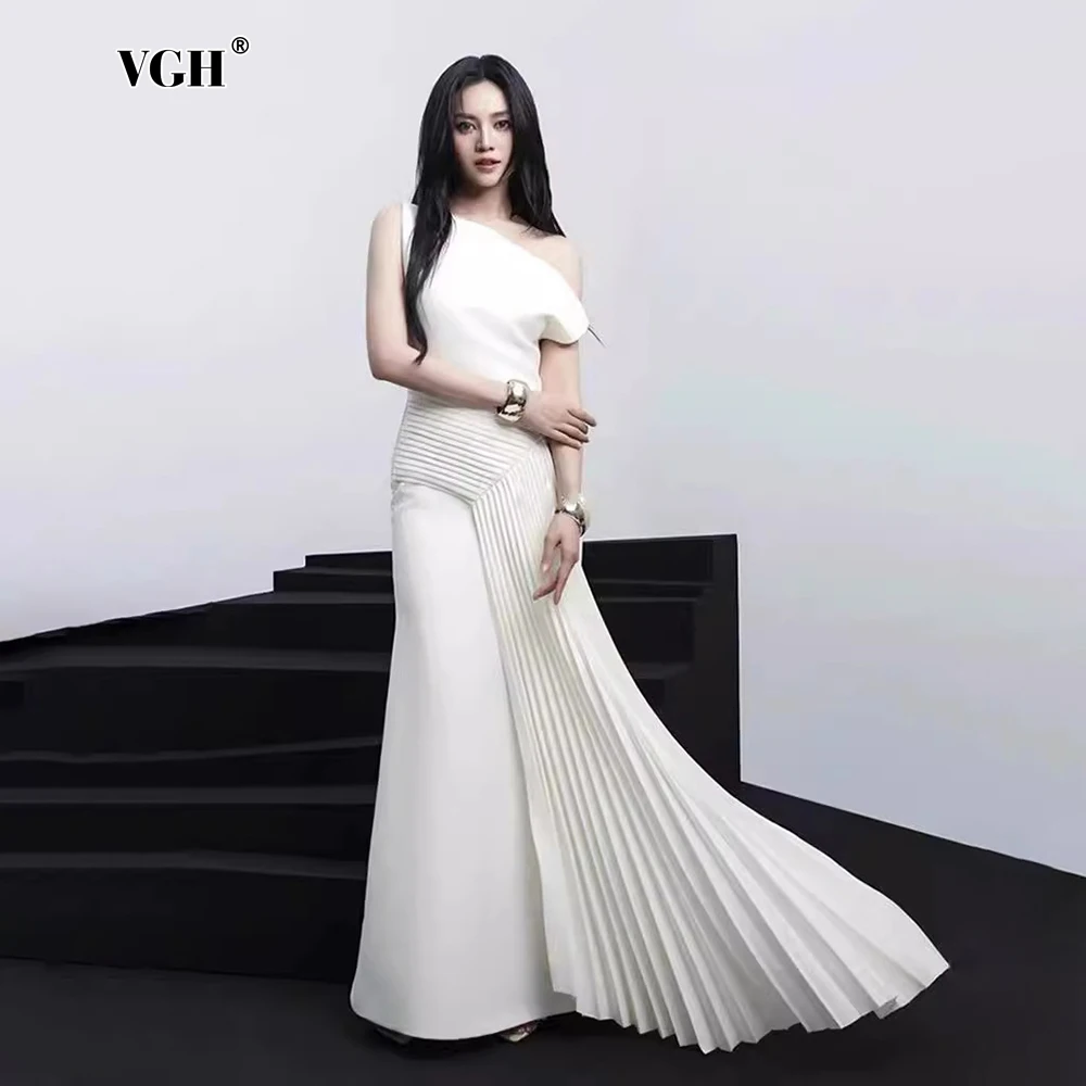 

VGH Temperament Splcied Folds Evening Dresses For Women Slash Neck Sleeveless High Waist Elegant Pleated Long Dress Female New