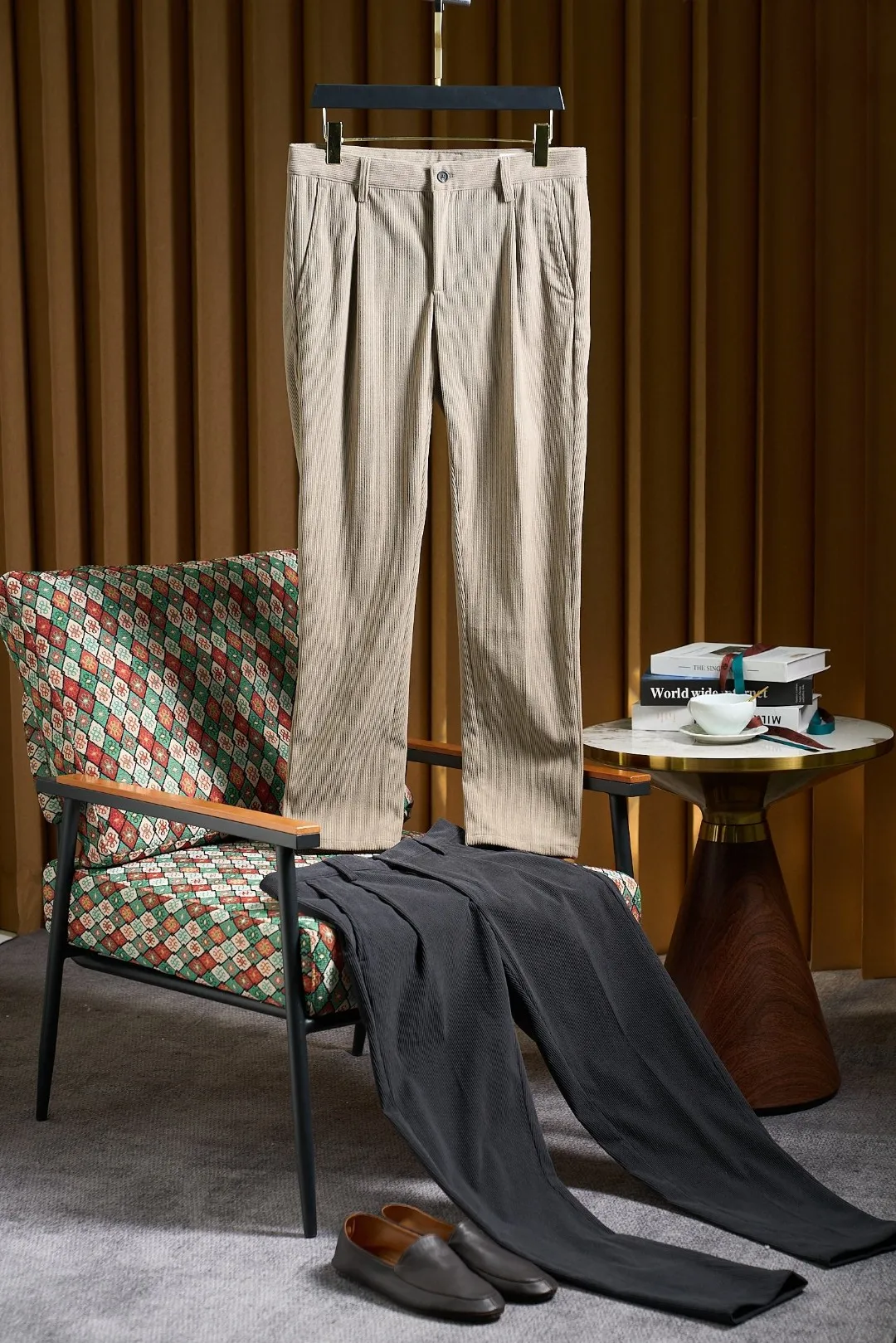 

Men's Slim Fit Straight Leg Corduroy Pants Autumn Winter Casual Trousers High End Busin Sle mid Waist Zipper Closure