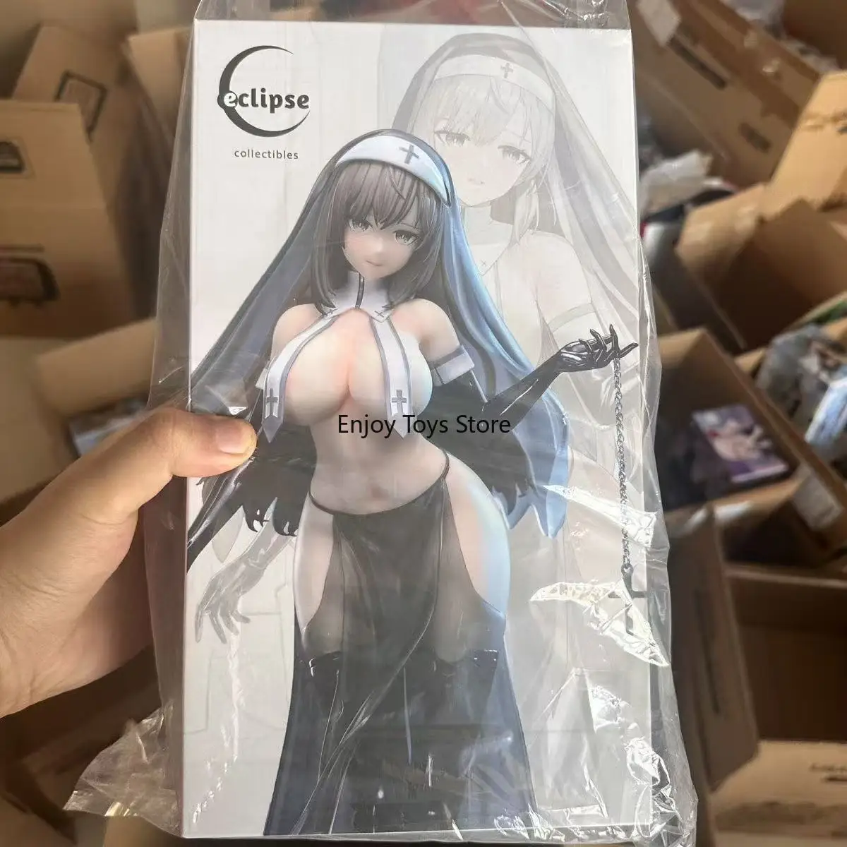 A figura da escala 1/7 "Noble Nun · Grace" de Eclipse Collectibles está em estoque