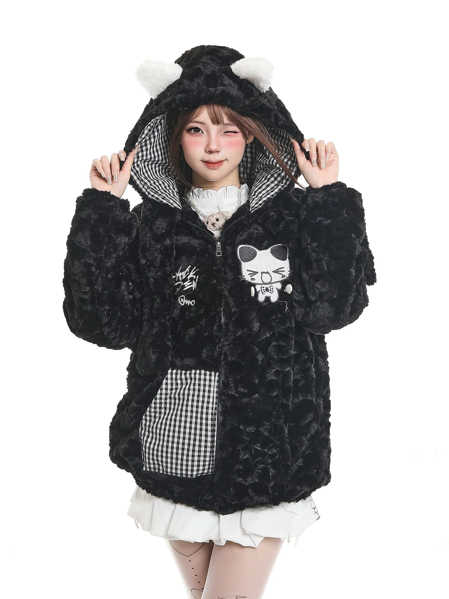 

Милая женская свободная повседневная утепленная куртка с капюшоном и ушками из овечьего меха, модное зимнее пальто на молнии, длинное, с длинными рукавами