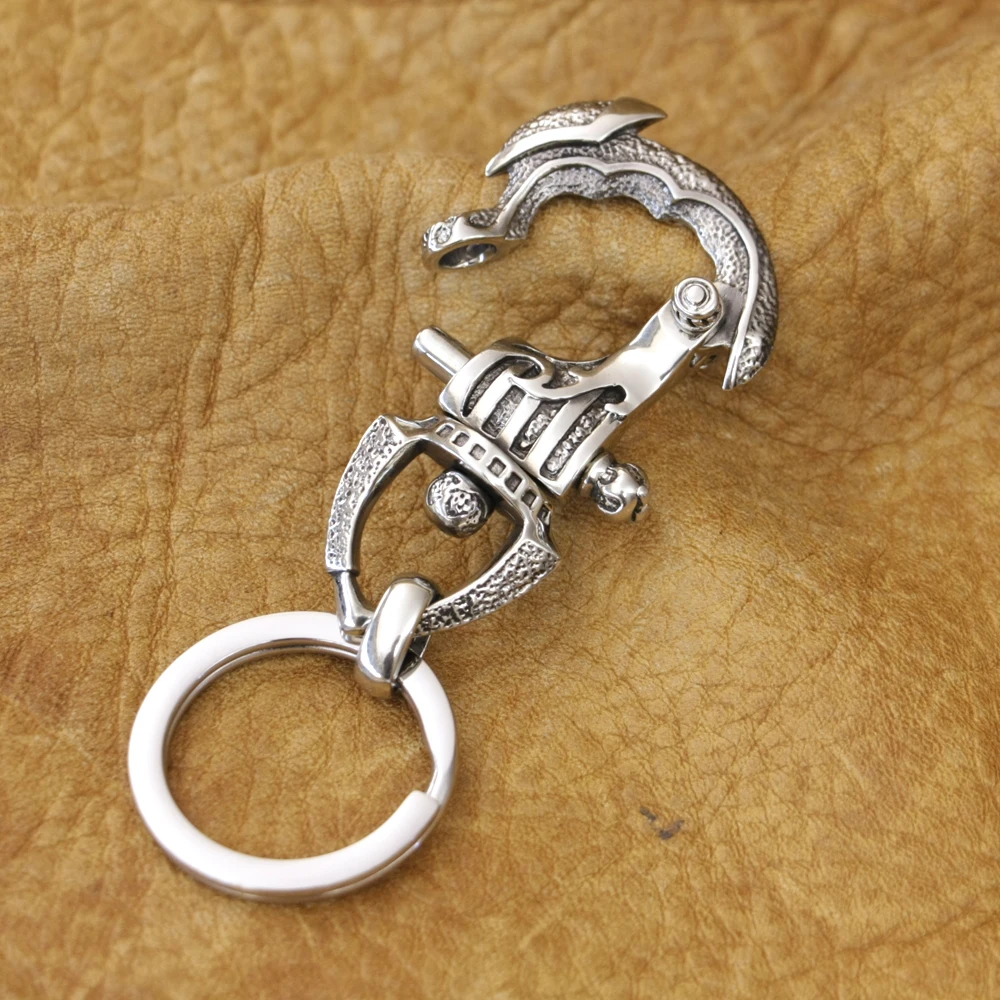 

Huge Heavy Cupronickel Armor Helmet KeyChain Punk Belt Clip KeyRing DIY Accessory CP8J18