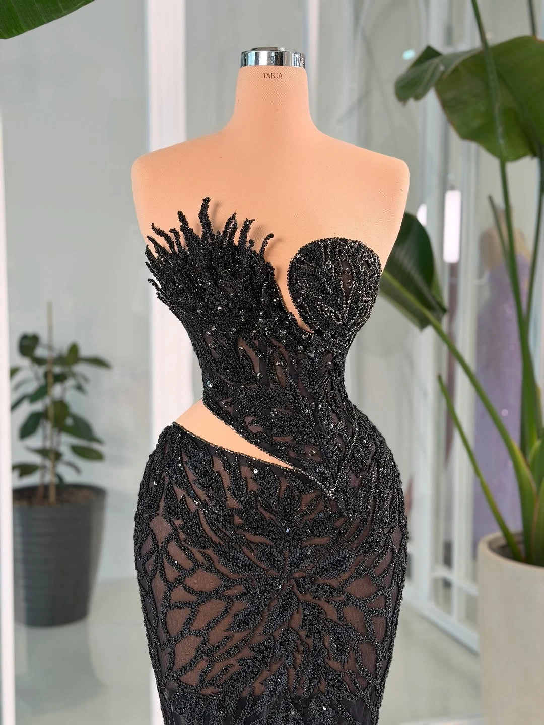 Sexy See Through Evening Dresses Sweetheart Beaded Sequins Rhinestones Prom Dress Customizede Floor Length Formal Party Gowns