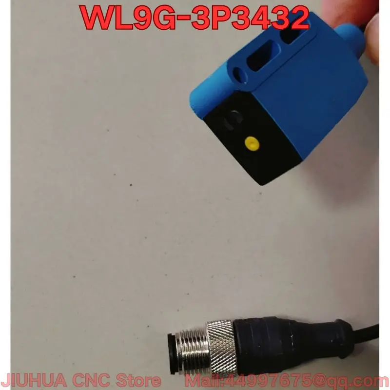 Second-hand WL9G-3P3432 photoelectric switch function test is normal Latest quotation in October 2026