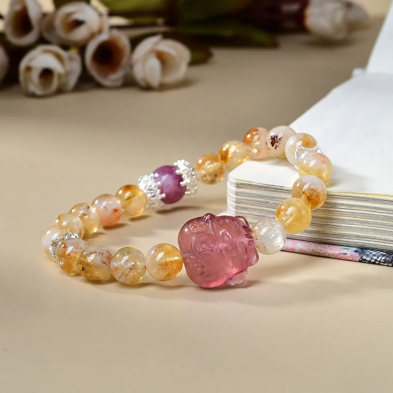 

Natural Huangta Crystal Purple Fluorite Lucky Cat Bracelet Ladies Light Luxury Fashion Lucky Bracelet, Gift