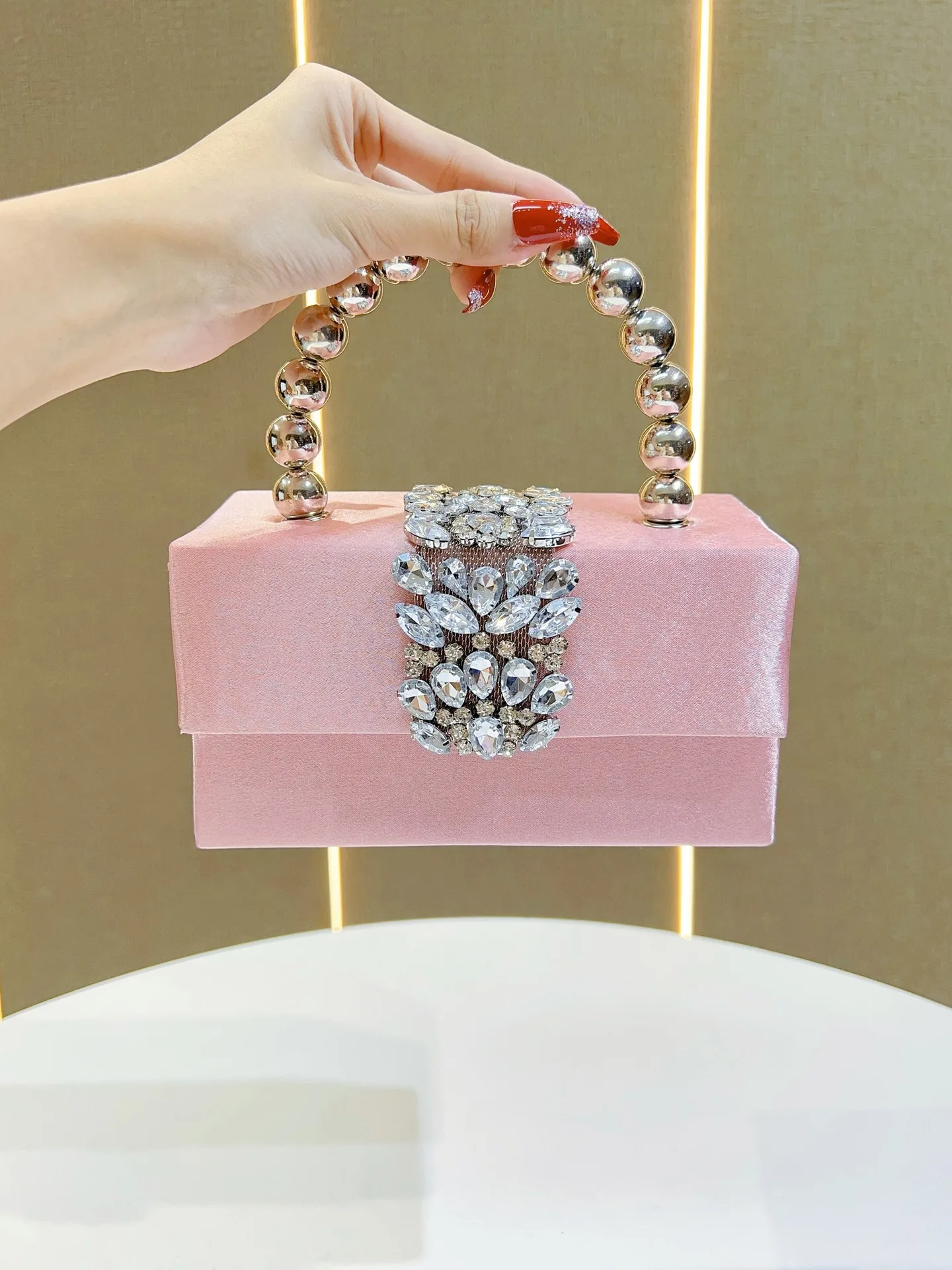 الفاخرة المبهر الماس صندوق مساء حقيبة المرأة يتوهم الزفاف الحرير الساتان الديكور مقبض حقيبة مربعة Crossbody السيدات حقيبة اليد #1