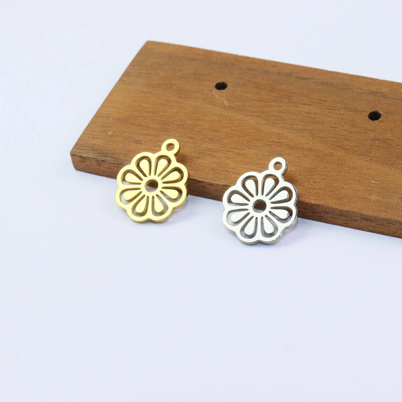 10pcs Stainless Steel Mirror Polish Jewelry Flower Charms Pendant DIY Handcraft PVD Plated Waterproof Antiallergic