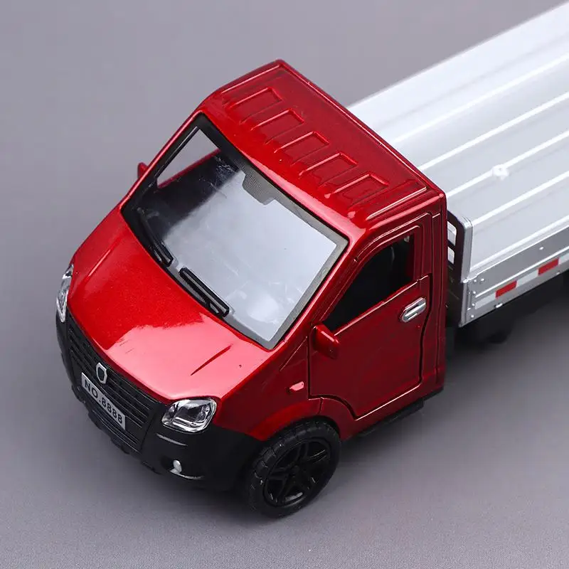 

Трехдверный грузовик из сплава с откатом, масштаб 1/36 можно переносить грузовой игрушку для мальчика, литой металл, детский игрушечный транспортный грузовик 14*5,5*5 см