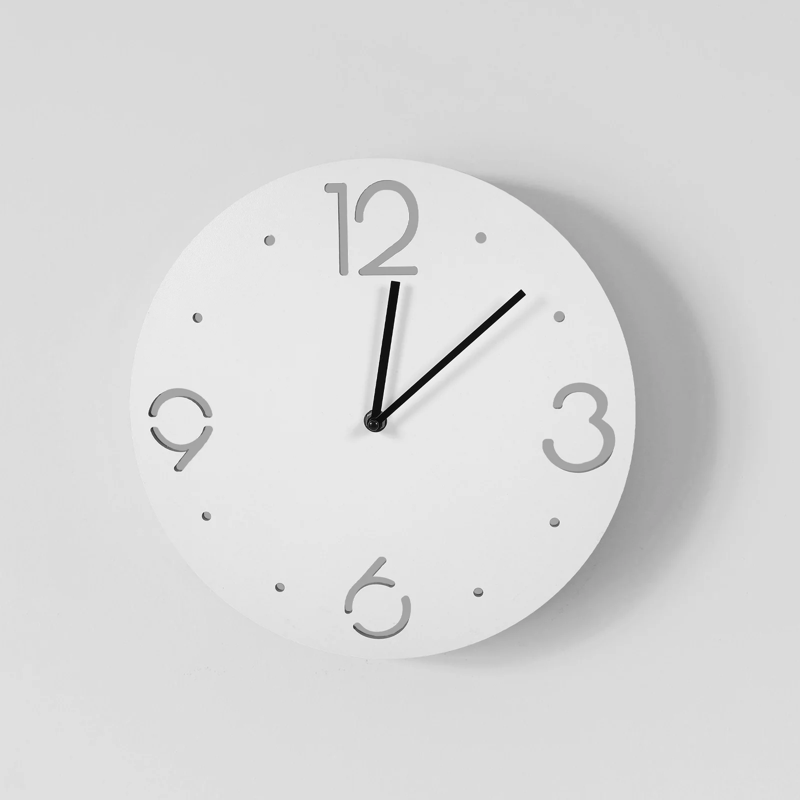 

Acrylic Wall Clock White Round Design Silent Movement Arabic Numerals Decorative Wall Clock for Office Study Room