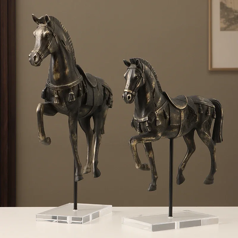 Resin Handicrafts Simulation Animal Sculpture Antique-style Warhorse Ornaments Crystal Ball Horse Horse Statue Home Decoration