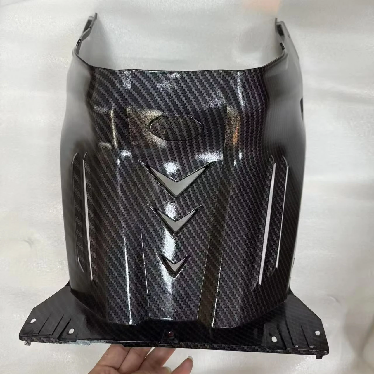 

Carbon Fiber Color Fuel Tank Cover for 150CC Motorcycle Body Parts