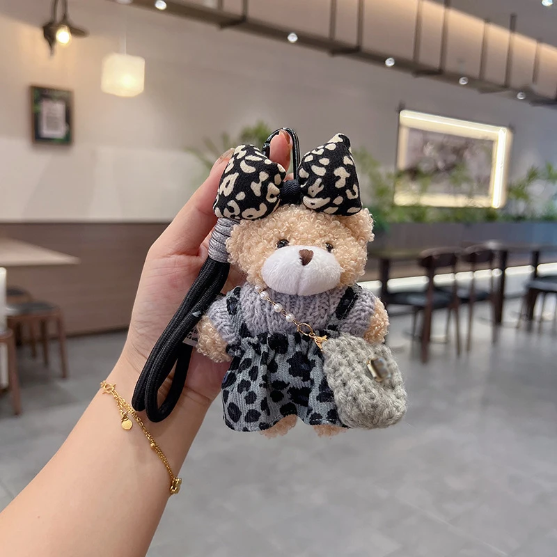 لطيف ليوبارد على ظهره تنورة الدببة الضخمة المفاتيح قلادة لينة الحيوان محشوة كيرينغ الإبداعية حقيبة دمية حقيبة تزيين مُثبت