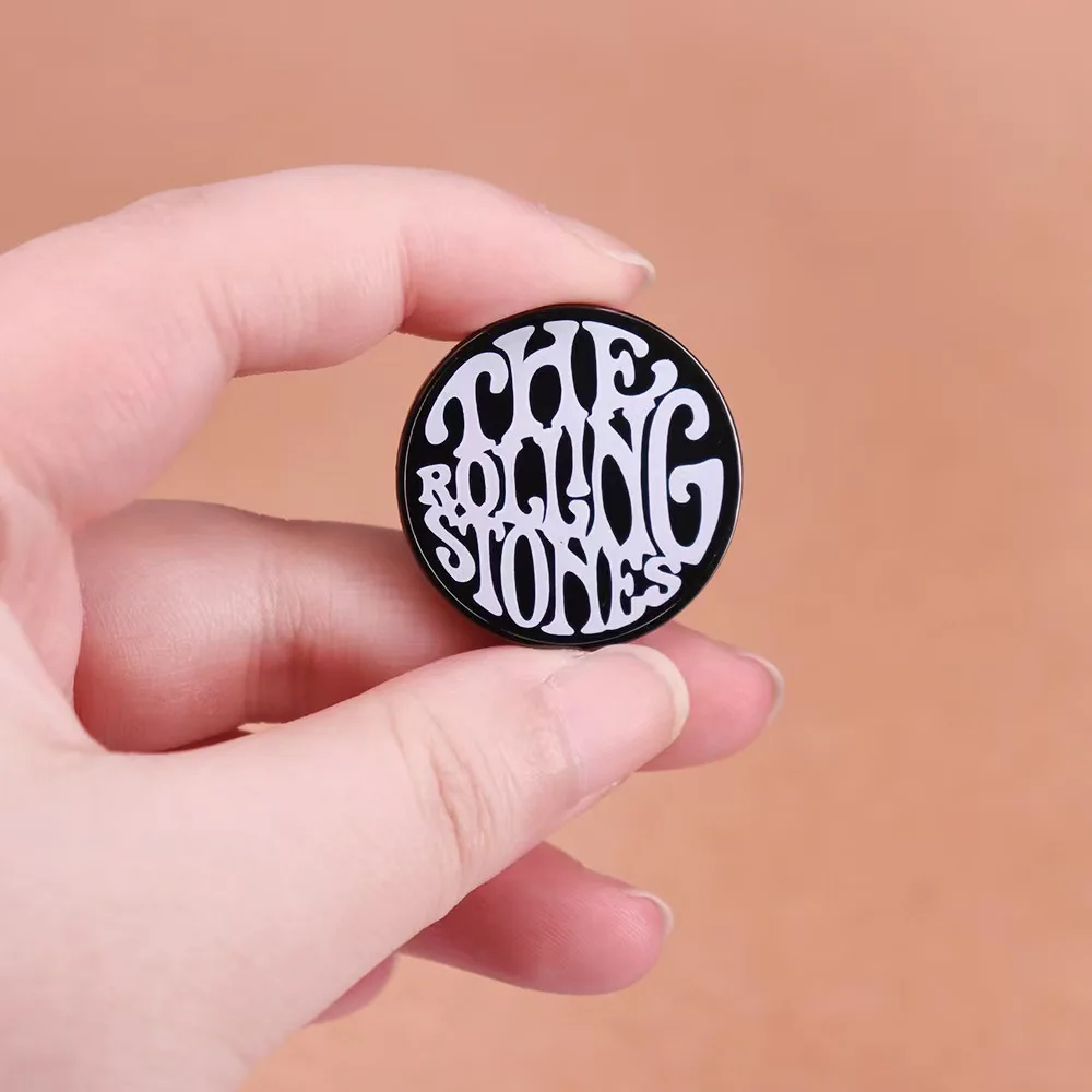 New Rock Band Pin Punk Music Singer spilla Fan Collection medaglia zaino Badge accessori per vestiti di moda