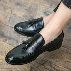 2024 Newly Men Black Slip-On Leather Shoes Soft Anti-slip Driving Shoes Man Spring Moccasins Social Flat Dress Formal Wear Shoes