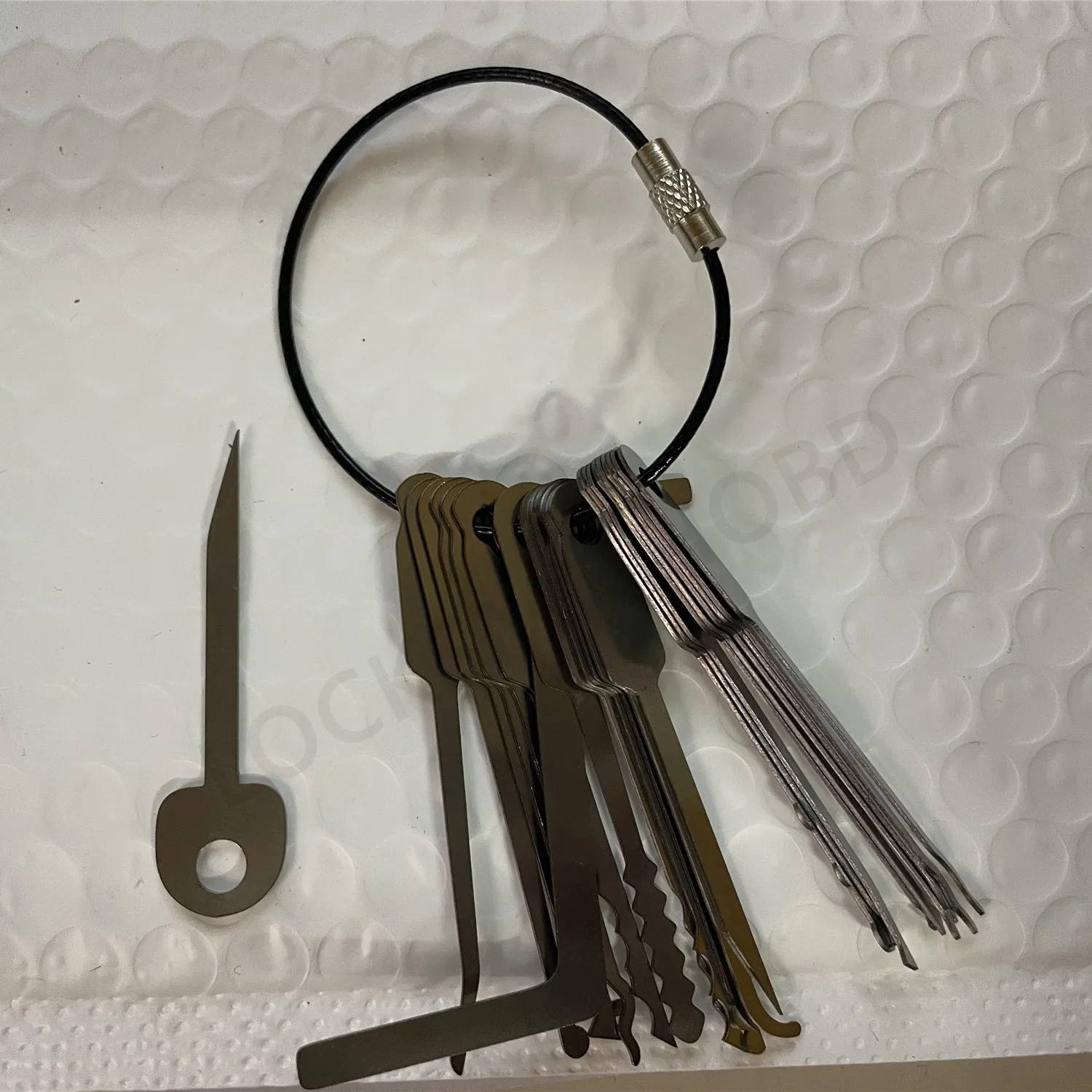 Picture 5: 35PCS Broken Key Extractor Set Locksmith Tools Kit Key Remove Removal Hooks With lockpick bigginer tools