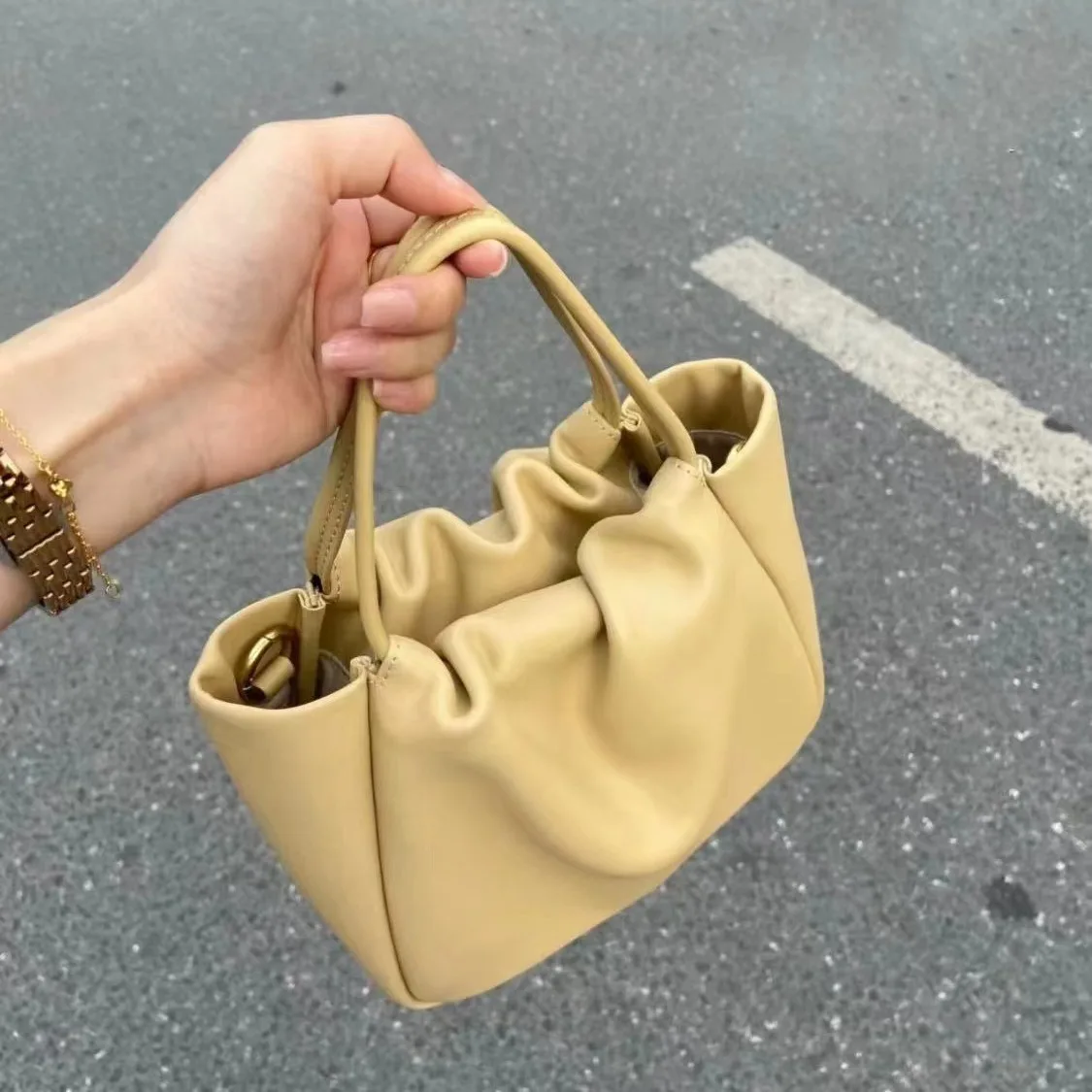 

New Women's Ruched Leather Hobo Handbag, Mini Top Handle Bucket Crossbody Bag, Elegant Casual Clutch for Daily Commute