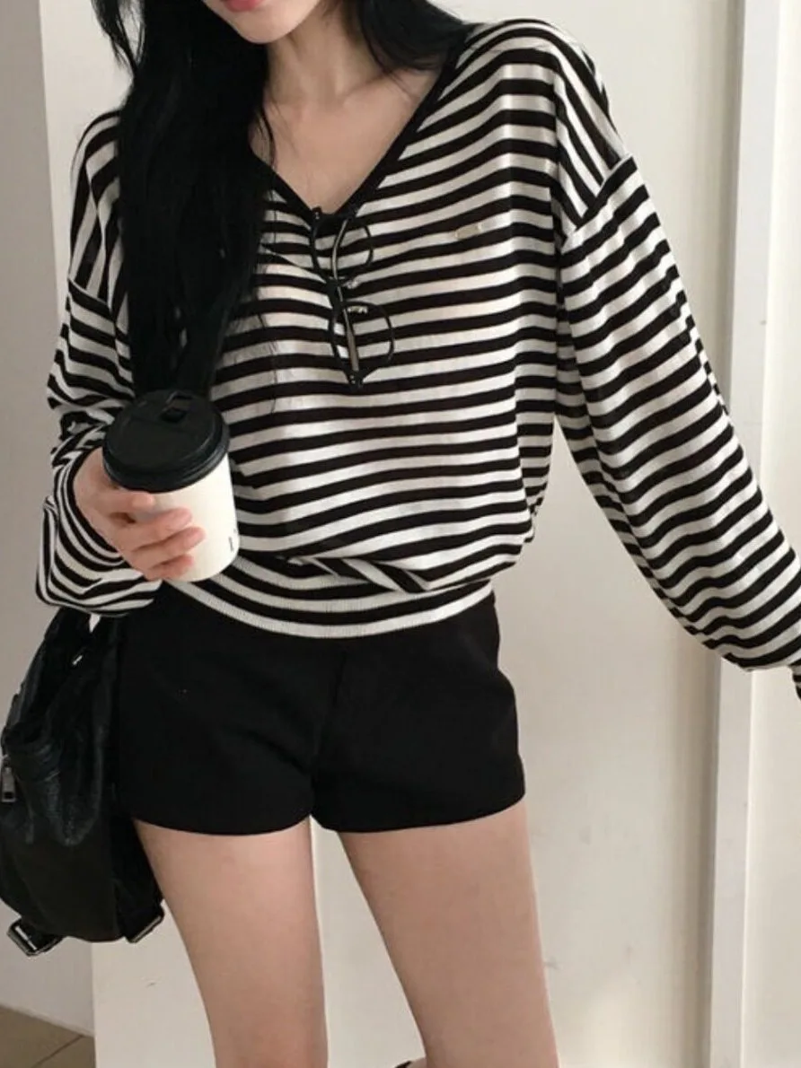 Chic Early Autumn Large V-Neck Striped Loose Long Sleeve Knitwear Korean Style Casual Elegant Fashionable Women's Sweater