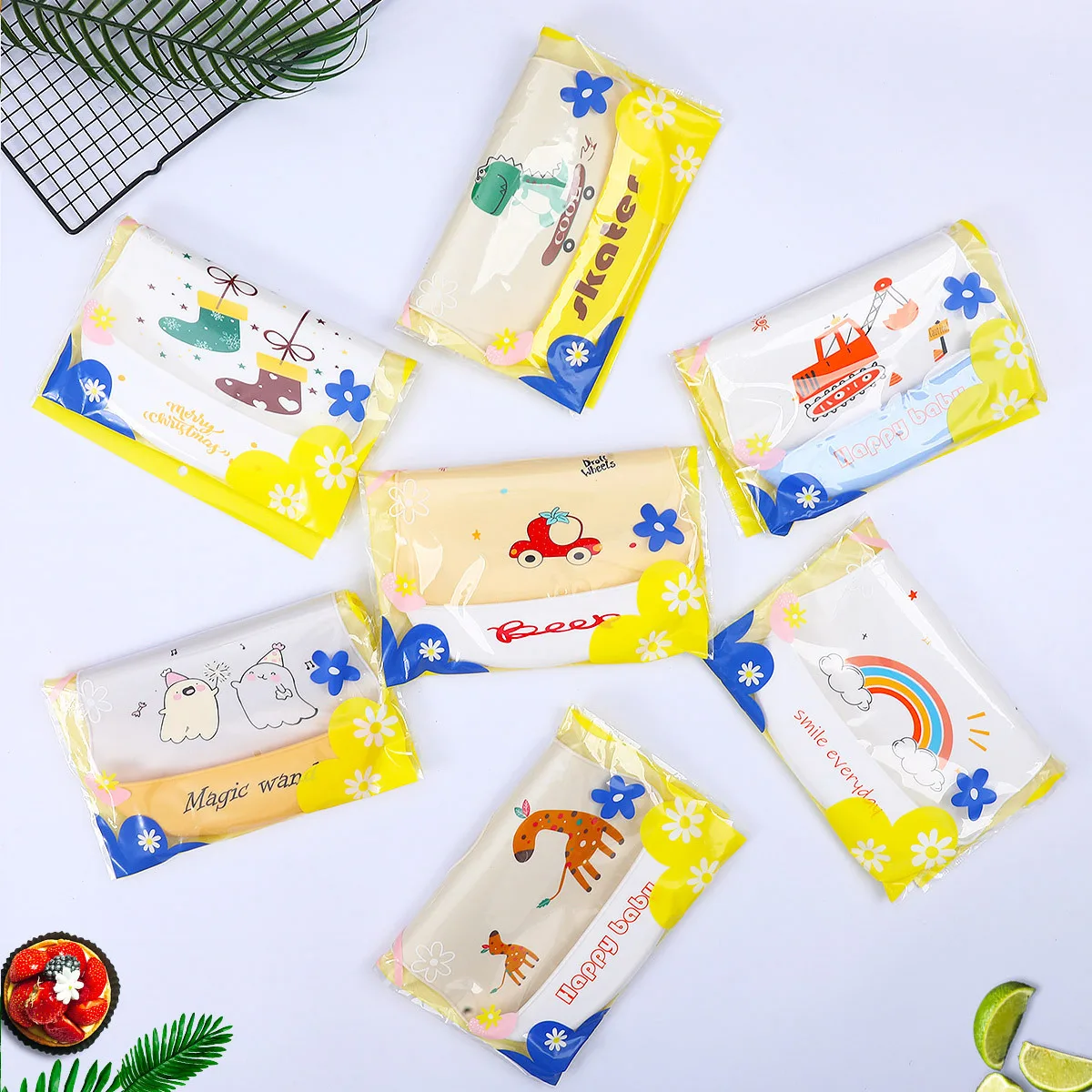 Baby Super Soft Thin Bibs Food Feeding Newborn Food-grade Safety Silicone Mouthwash Bag  Burp Cloths for Kids Children Bib