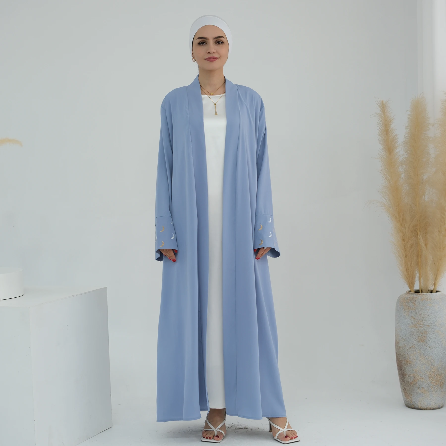 Saudi Arabic Dubai Moon Embroidery Jalabiya Women Muslim Dress Turkey Kaftan Eid Ramadan Islamic Djellaba Kimono Cardigan Abaya
