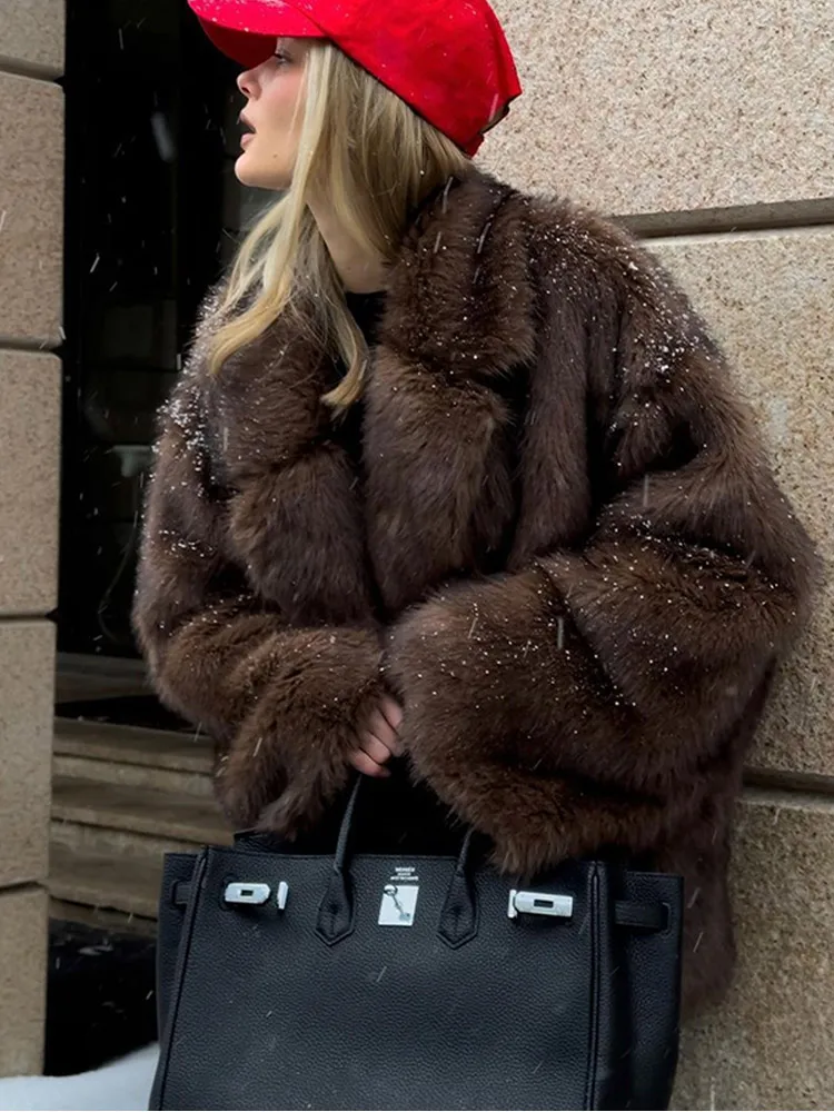 2024 Winter New Fashion Brown Fluffy Fur Coat Women Luxury Big Fur Collar Faux Fox Fur Jacket Female High Street Warm Outwear