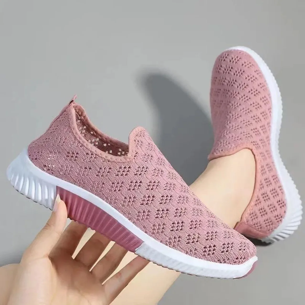 Chaussures d\'été coréennes en maille pour femmes, confortables, respirantes, creuses, de sport, de marche, décontractées, plates, solides, 2023