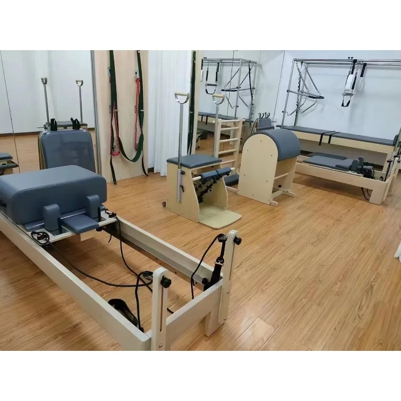 Custom Oak Wood Pilates Reformer Machine Professional Studio Core Bed Customizable Colors for Yoga Pilates Workout Trainer