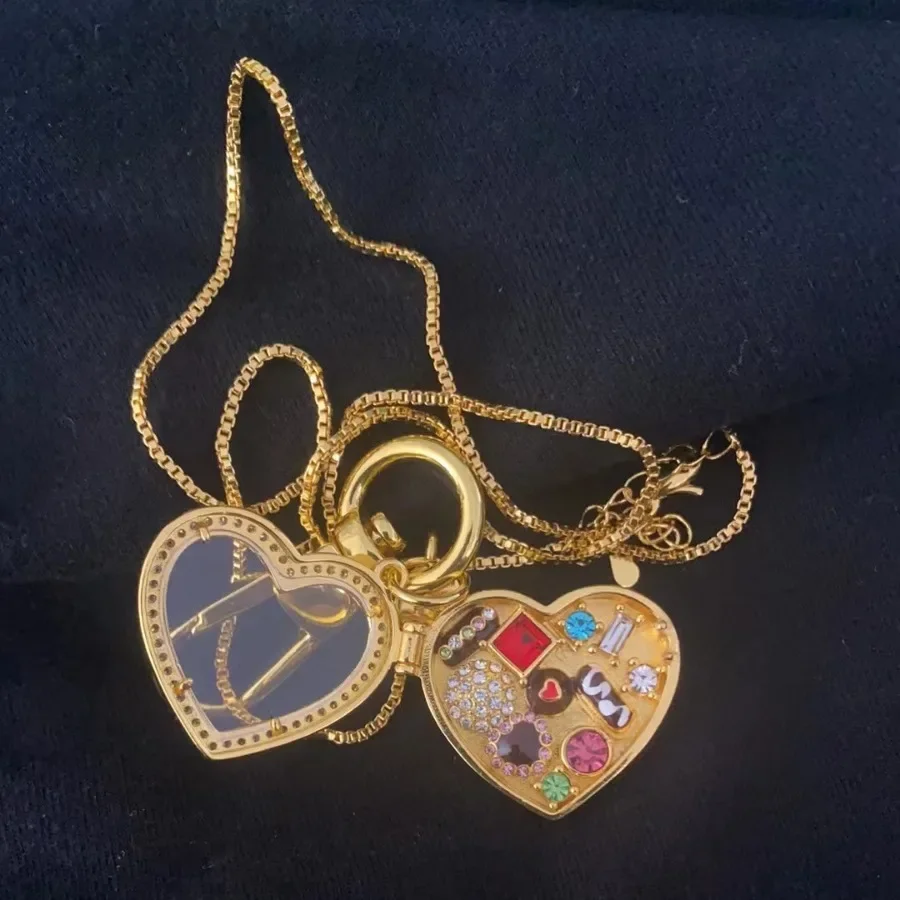 Sweet and Cool Wind Zircon Enamel Chocolate Love Can Open the Gift Box Pendant Necklace Luxury High-value Clavicle Chain