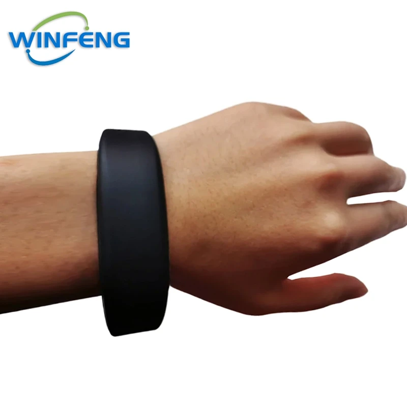 10Pcs/Lot 125KHz RFID Silicone Wristband Water-proof Black Men Women Proximity TK4100 EM4100 RFID Bracelet For Swimming Pool