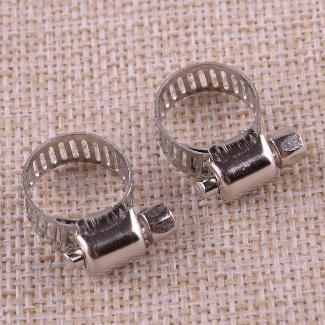 2pcs Stainless Steel Adjustable Worm Drive Hose Clamp Pipe Clip Tube Adapter 16-25mm