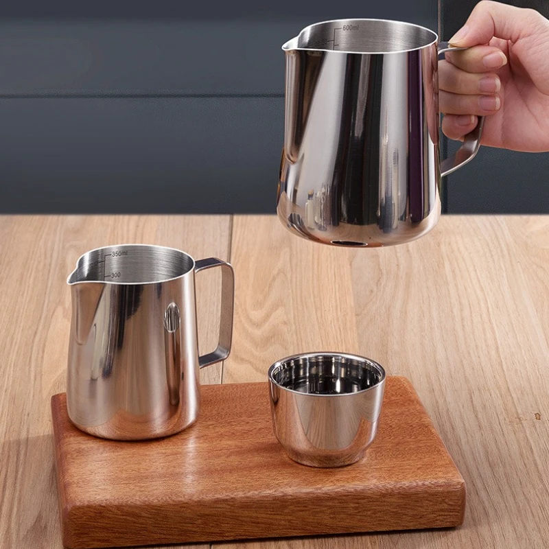Jarra para espumar leche de 350/600ml, tirador de café expreso, taza de leche con flores, ollas con mango de acero inoxidable, olla de elaboración manual para café