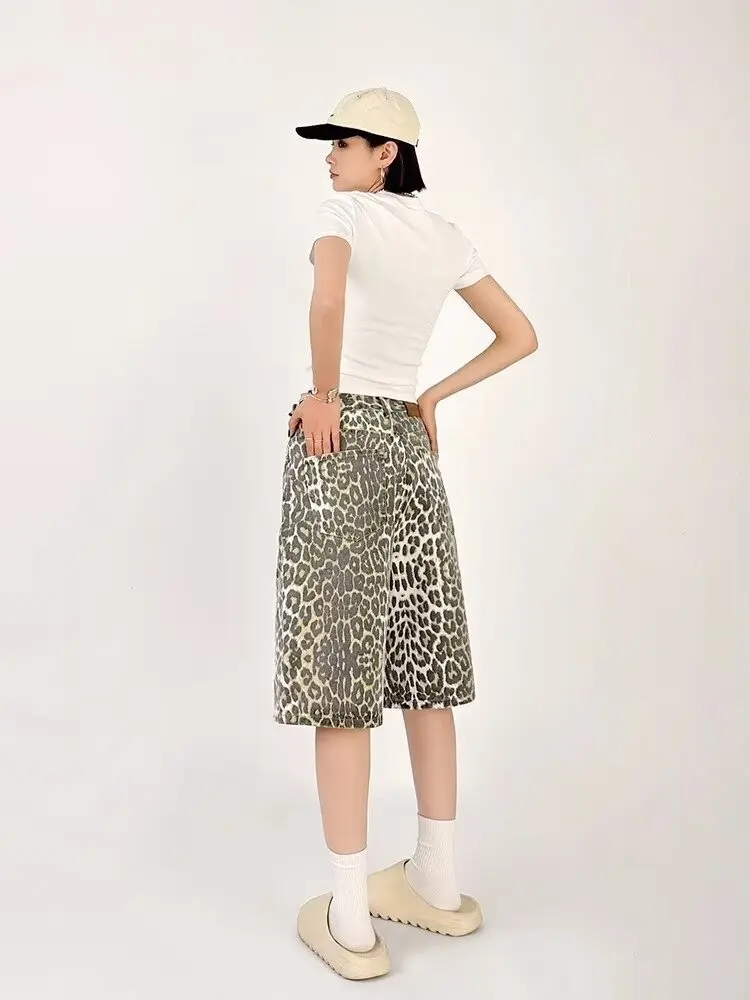 Pantalones cortos de verano para mujer, marca de moda, estampado de leopardo, tendencia Popular, sueltos y informales, pantalones cortos versátiles